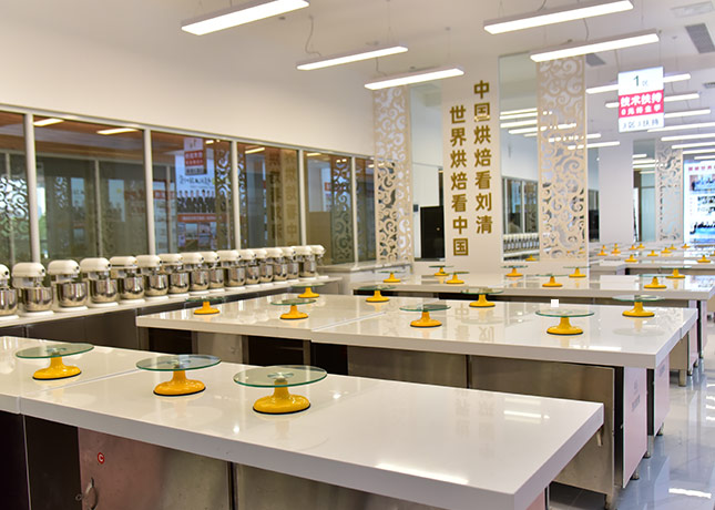 详尽盘点！广州西点培训机构榜单，看看你选择